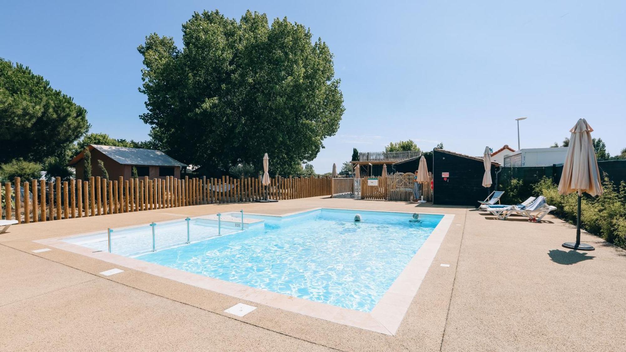 Camping La Pree Les Portes-en-Re Exteriér fotografie