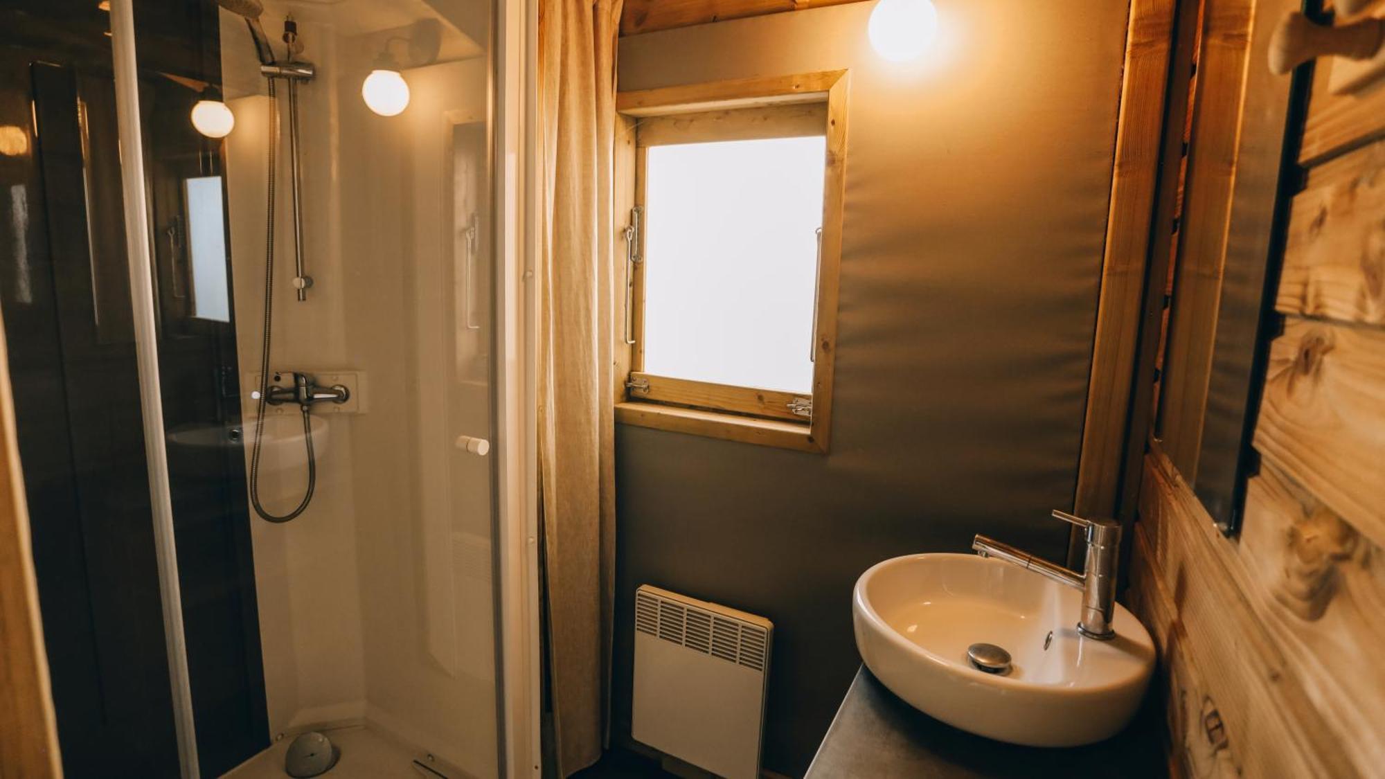 Camping La Pree Les Portes-en-Re Pokoj fotografie